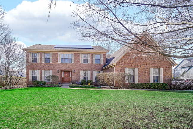 property at 2872 Whispering Oaks Ct