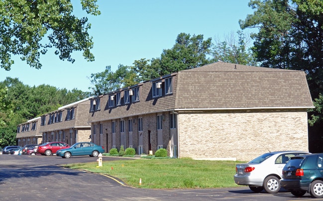 Holly Brook Apartments