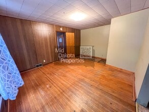 510 W 4th Ave in Mitchell, SD - Building Photo - Building Photo