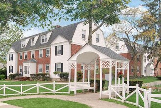 South End Gardens Apartments | Montclair, NJ Apartments For Rent