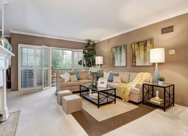 property at 836 S Bundy Dr