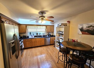 23 Bentley Ct in Bedminster, NJ - Building Photo - Building Photo