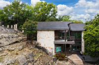 Neely's Canyon in Austin, TX - Foto de edificio - Building Photo