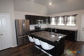 814 Stockdale Rd in Copperas Cove, TX - Building Photo - Building Photo
