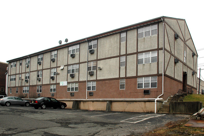 Cambridge Court in Rahway, NJ - Foto de edificio - Building Photo