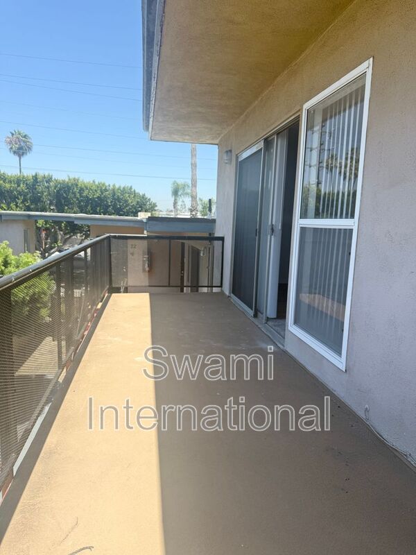 property at 2300 W El Segundo Blvd