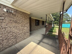 6917 Timbercroft Ln in Fayetteville, NC - Building Photo - Building Photo
