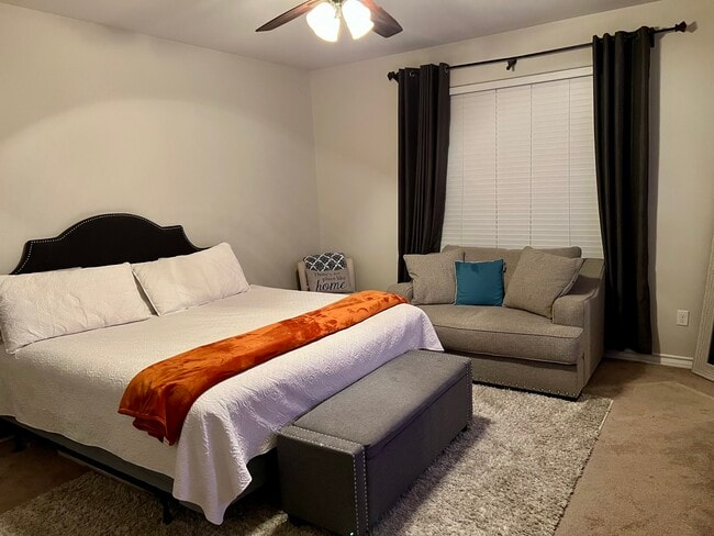 107 Sago Dr in Laredo, TX - Building Photo - Building Photo