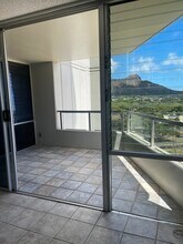 2600 Pualani Way, Unit Diamond Head Vista in Honolulu, HI - Building Photo - Building Photo