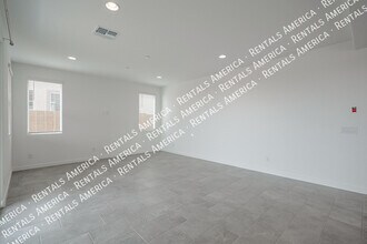 11985 Calle de Pompas W in Peoria, AZ - Foto de edificio - Building Photo