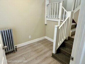 930 Madison Ave in Scranton, PA - Building Photo - Building Photo