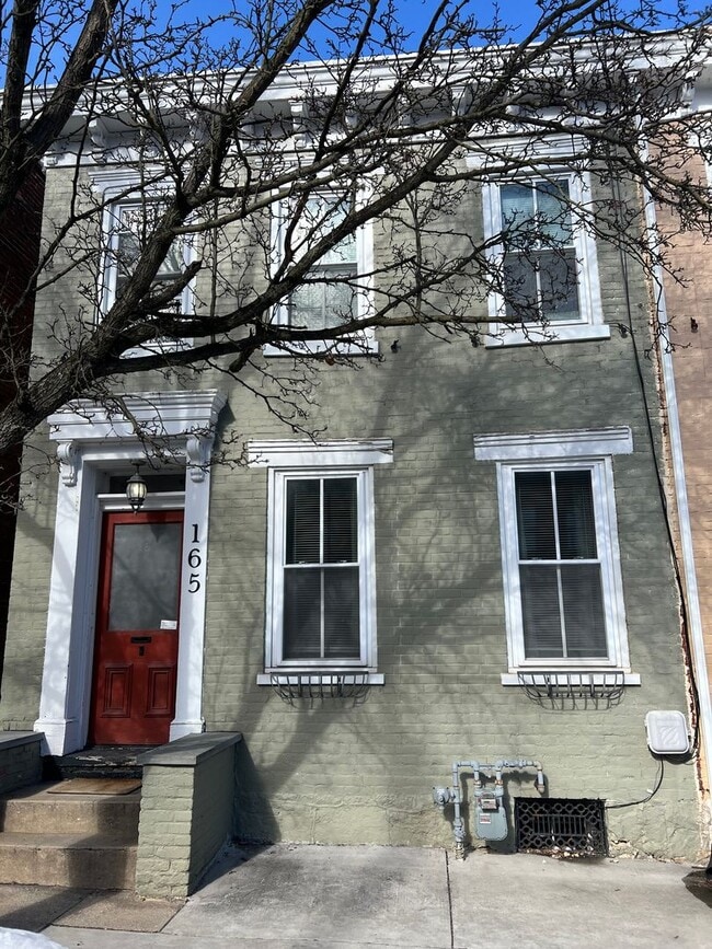 property at 165 E Pomfret St