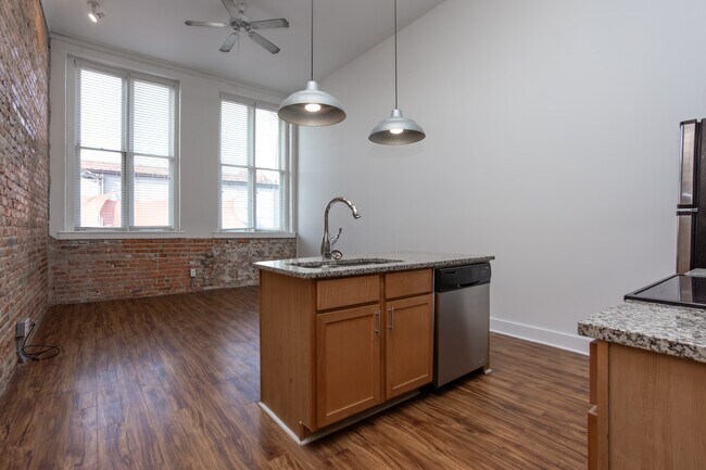 Dannenberg West in Macon, GA - Foto de edificio - Interior Photo