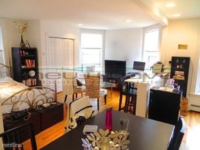 51 Massachusetts Ave-Unit -Apt 4 in Boston, MA - Building Photo - Building Photo