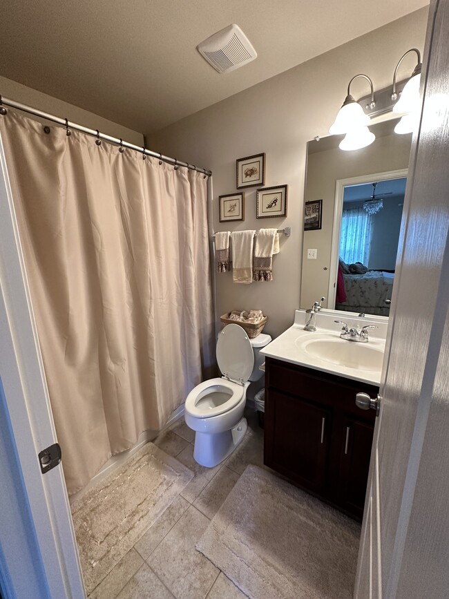 20302 Cider Barrel Dr in Germantown, MD - Foto de edificio - Building Photo