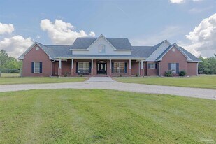 6382 Daniel Griffis Rd in Jay, FL - Building Photo