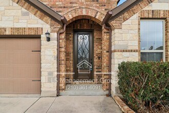 1041 Water Oak in Schertz, TX - Building Photo - Building Photo