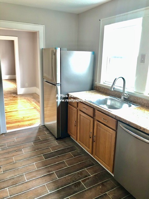 36 Lexington Ave, Unit 1 in Boston, MA - Building Photo - Building Photo