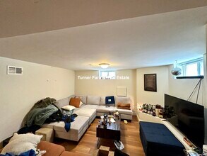 8 Marney St, Unit 1 in Cambridge, MA - Building Photo - Building Photo