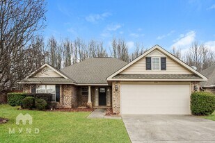 204 Crab Orchard Dr in Madison, AL - Building Photo