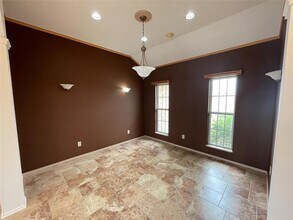 10106 Schmidt Ln in Manor, TX - Building Photo - Building Photo