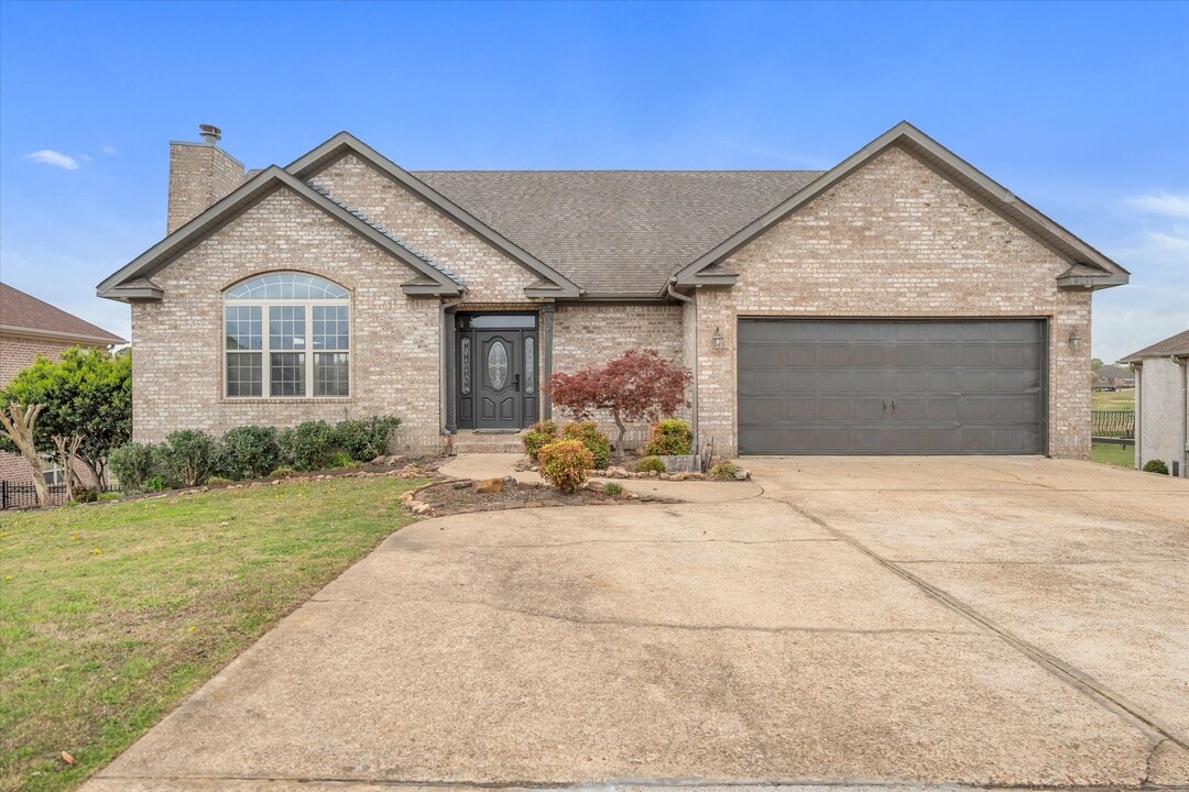 4217 Lochmoor Cir in Jonesboro, AR - Building Photo