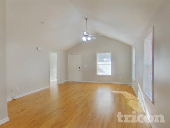 125 St Andrews Pl Dr in Columbia, SC - Building Photo - Building Photo