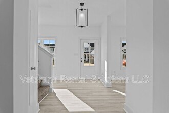 136 Bourbon St in Raeford, NC - Building Photo - Building Photo