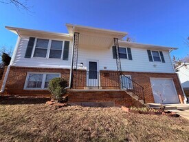8148 Murray Hill Dr in Fort Washington, MD - Building Photo