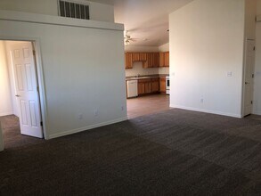 2211 Florence Ave in Kingman, AZ - Building Photo - Building Photo