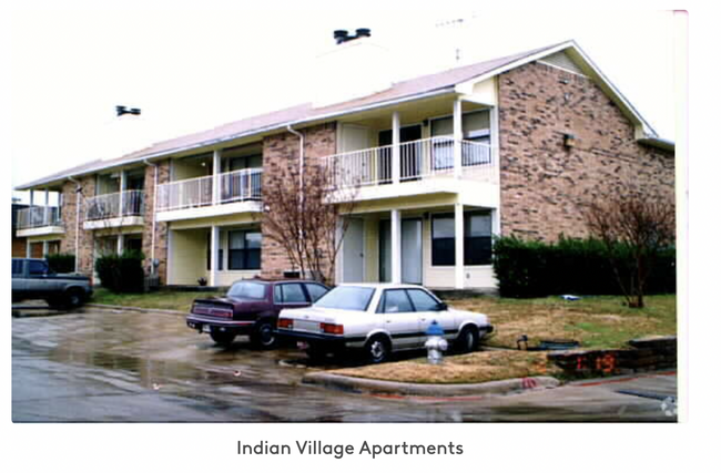 Indian Village in Garland, TX - Foto de edificio - Building Photo