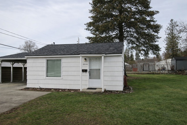 property at 3514 W Broad Pl