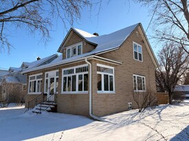 1235 W Lorain St in Appleton, WI - Building Photo