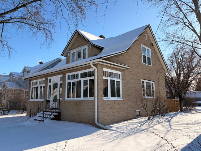 property at 1235 W Lorain St