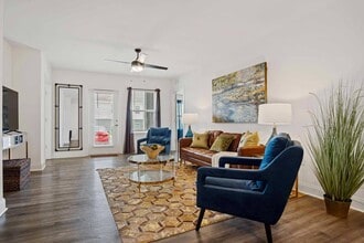 Belle Mor Luxury Apartments in Madison, AL - Foto de edificio - Building Photo