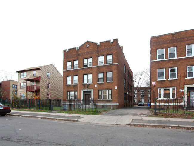 5-7 Acton St in Hartford, CT - Foto de edificio - Building Photo