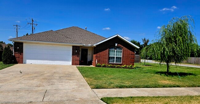 property at 1600 SW Thorton St