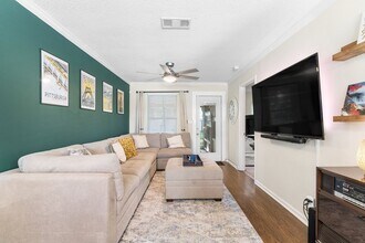 1551 E Baars St in Pensacola, FL - Foto de edificio - Building Photo