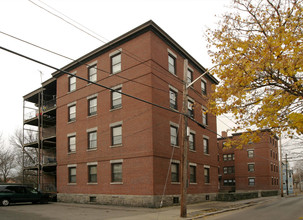 52 Dow St in Salem, MA - Foto de edificio - Building Photo