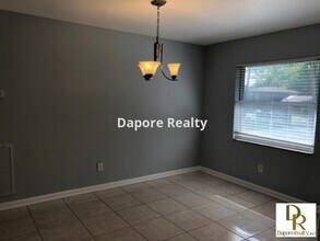 303 Earl St in Longwood, FL - Building Photo - Building Photo