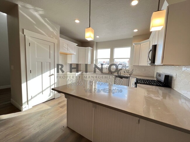 property at 4318 W Rex Peak Wy