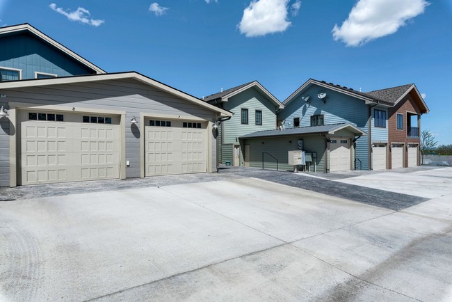 Headgate Apartments in Wheatland, WY - Foto de edificio - Building Photo