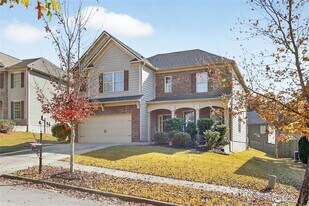 267 Collingsworth Trace NE in Lawrenceville, GA - Building Photo