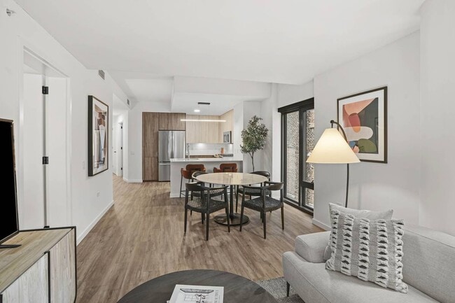 196 N Aberdeen St in Chicago, IL - Building Photo - Building Photo