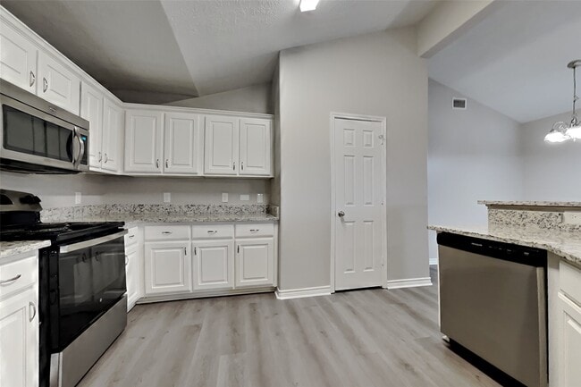 4938 Comal River Loop