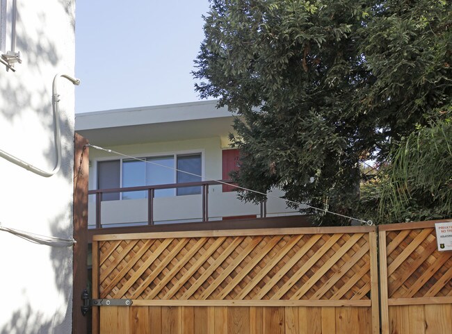 1711 Martin Luther King Jr Way in Berkeley, CA - Building Photo - Building Photo