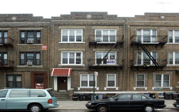 724 60th St in Brooklyn, NY - Foto de edificio