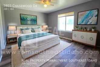 2803 Chasewood Dr in Ammon, ID - Building Photo - Building Photo