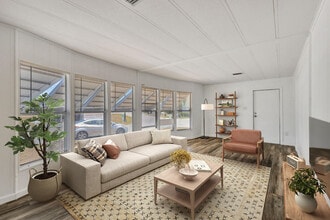 4072 74th St N in West Palm Beach, FL - Building Photo - Building Photo