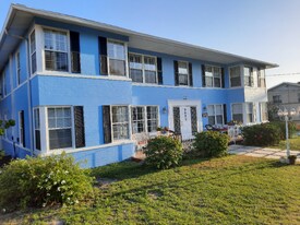 512 Phoenix Ave in Daytona Beach, FL - Building Photo